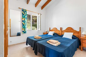 Ground Floor - Bedroom 2