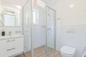 Shower Room-1