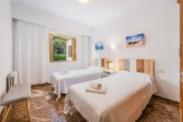 Ground Floor - Bedroom 4