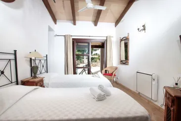 Ground Floor - Bedroom 3