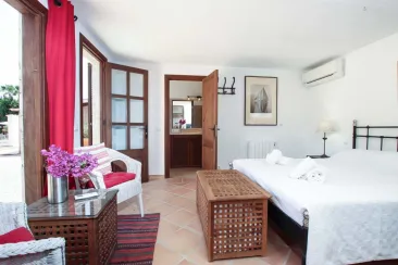 Ground Floor - Annex 1 - Bedroom 4