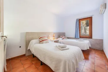 Ground Floor - Bedroom 2