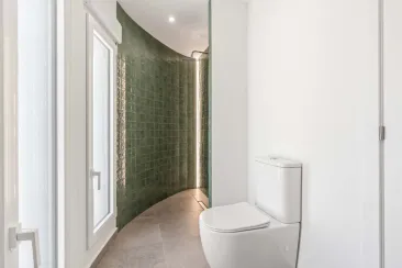 Shower Room-1
