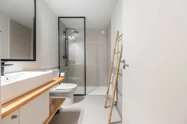 Shower Room-1