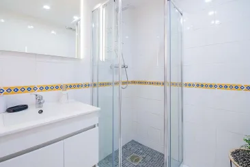 Shower Room-1