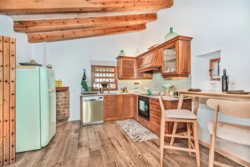 Kitchen-1