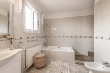 Bathroom-3