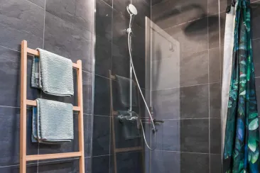 Shower Room-2