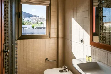 Shower Room-1
