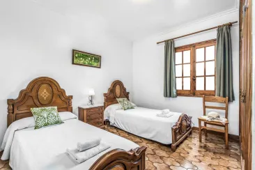 Ground Floor - Bedroom 2