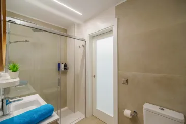 Shower Room-2