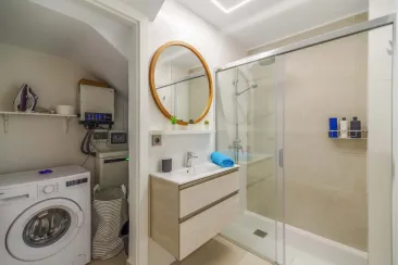Shower Room-3