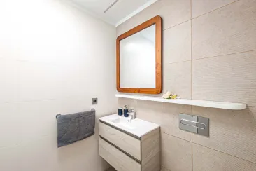 Shower Room-3