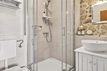 Shower Room-1
