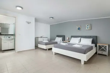 Lower Ground Floor - Bedroom 1