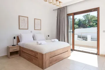 Ground Floor - Bedroom 1