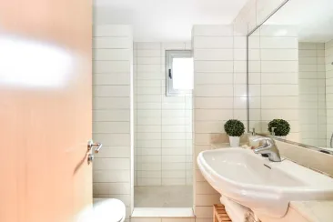 Shower Room-1