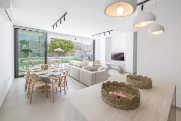Lounge-3