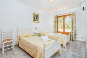 Ground Floor - Bedroom 2