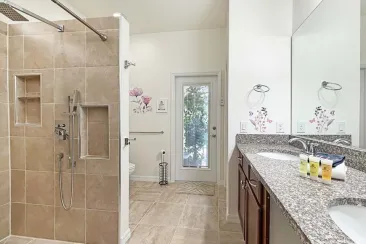 Shower Room-3