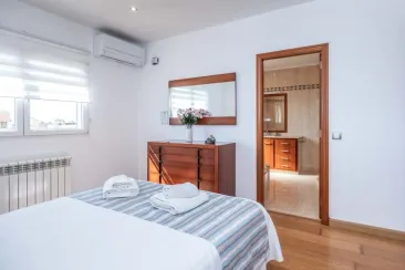 Bedroom-1