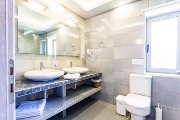 Shower Room-2