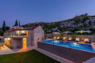Villa-1