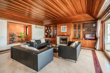 Lounge-1