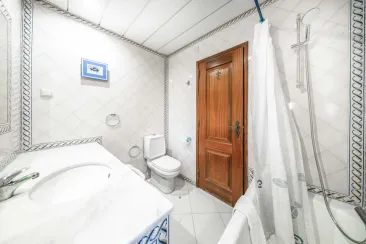 Bathroom-3