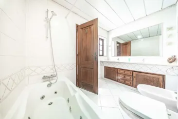 Bathroom-4