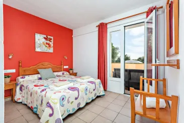 Ground Floor - Bedroom 4