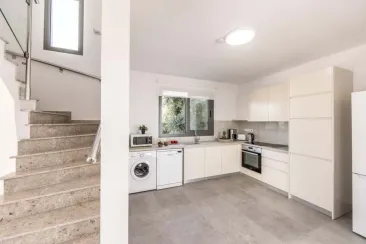 Kitchen-1
