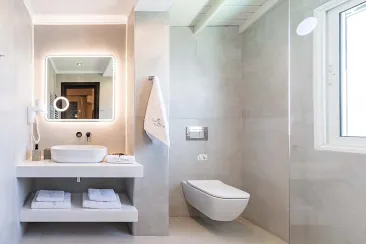 Shower Room-3