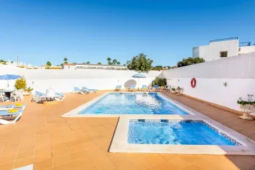 Pool-1