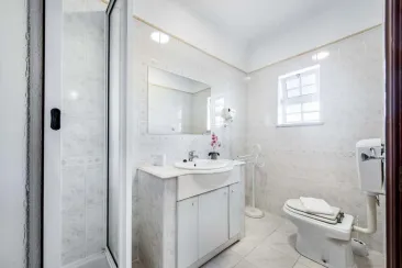 Shower Room-1