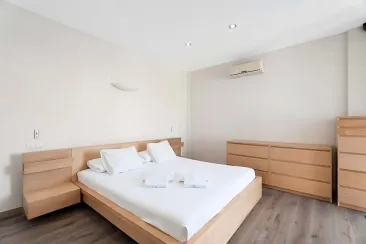 Ground Floor - Bedroom 4