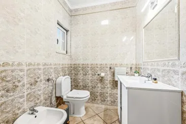 Shower Room-1