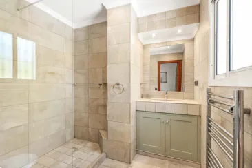 Shower Room-1