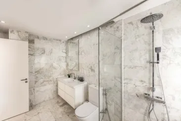 Shower Room-3