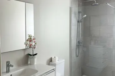 Shower Room-2