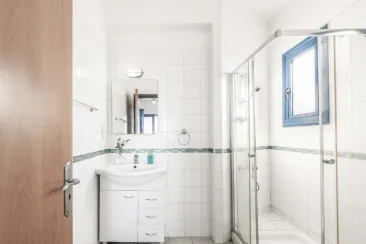 Shower Room-1
