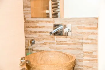Shower Room-3