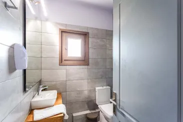 Shower Room-3