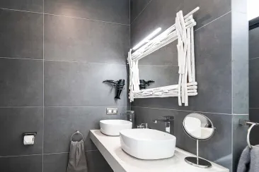 Shower Room-1