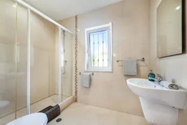 Shower Room-1