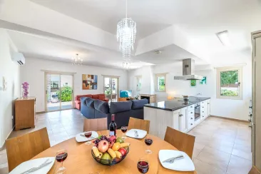 Kitchen-1