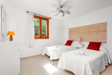 Ground Floor - Bedroom 1