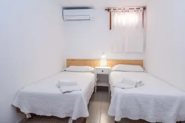 Ground Floor - Bedroom 2