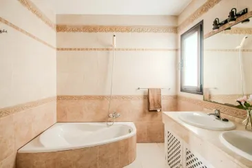 Bathroom-2