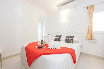 Ground Floor - Bedroom 4